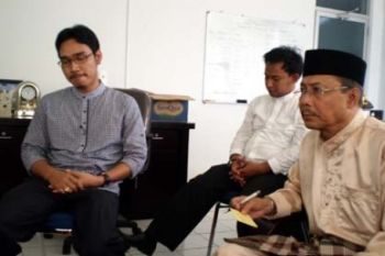 Rektor UMRAH Bantah