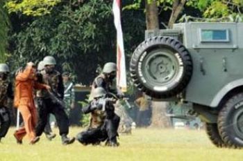 Bebaskan Sandera