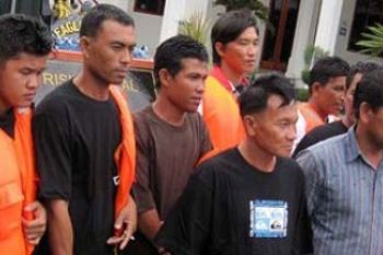 Awak Kapal Ikan Selamat dari Kapal Tenggelam
