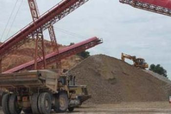Penambangan Granit  di PT Saipem Karimun