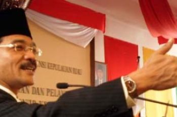 Mendagri pada Pelantikian Gubernur dan Wakil Gubernur Kepulauan Riau