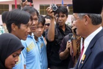 20 Warga Vietnam Langsung Bebas Dapat Remisi
