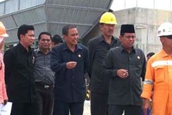 Dewan Karimun Inspeksi Tambang Granit di Saipem