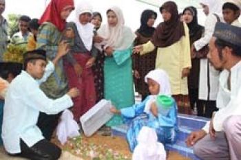 Nadia Dimakamkan dalam Derai Isak Tangis