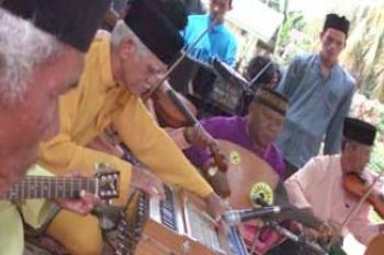 Kelompok Pemusik Ghazal Melayu Karimun Bertahan 33 Tahun