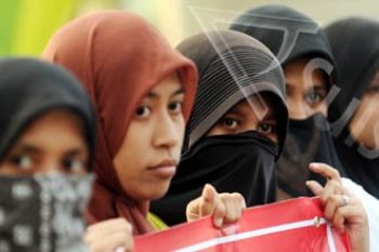 SOLIDARITAS JILBAB