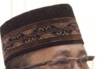 Kelanjutan Proyek Boom Banjang Terhadang Perda