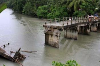 JEMBATAN TERPUTUS