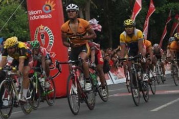 JUARA ETAPE X