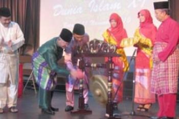 Konvensi Dunia Melayu Dunia Islam