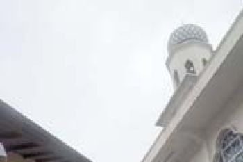 Gubernur Kepri Serahkan Mobil Jenazah