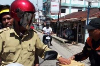 Pemuda Pancasila Karimun Galang Dana Mentawai-Merapi