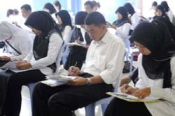 Sebagian CPNS Pemkot Batam Tes Tanpa Meja