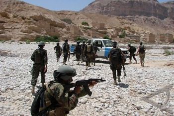 Woman dies as house shelled in Yemen fighting