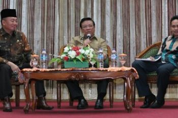 DIALOG INTERAKTIF MENKOKESRA