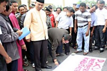 FPAD Desak Dirut Perusda Karimun Mundur