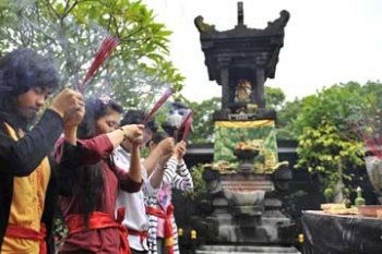 PERSEMBAHYANGAN IMLEK 2562