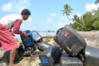 BLH: Limbah Oli Bukan Dari Tanker Tenggelam