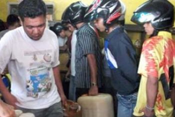 Antre Minyak Tanah di Karimun