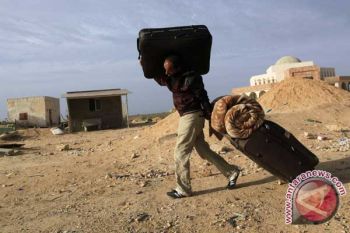 US Planes Carrying Relief Supplies Land in Tunisia