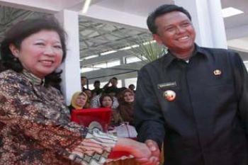 PASAR PERCONTOHAN LAMBOCCA