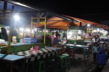 PUSAT JAJANAN MALAM