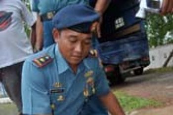 Sebuah Roket Ditemukan di Perairan Pulau Mapur           