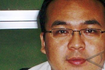 Jangan-jangan Kita Ulat Bulu