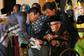 PENGHARGAAN BORNEO AWARD