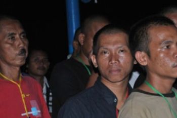 Diusir  Malaysia