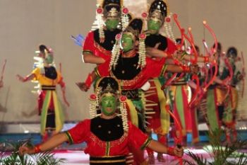 TARI TOPENG