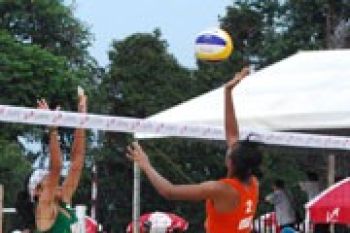 Voli Pantai: Tim Indonesia Berjaya di Penyisihan Batam Open       