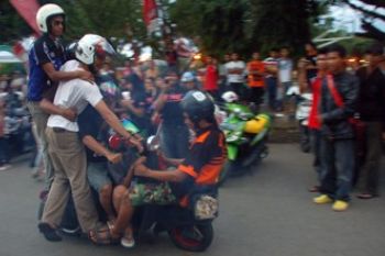 ATRAKSI MOTOR