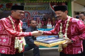 SEMANGAT MEMBANGUN HSU 