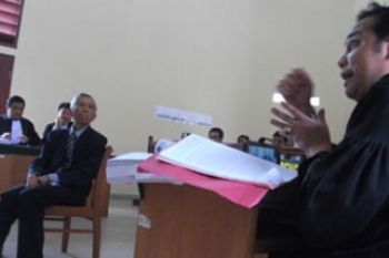 JPU-Saksi Ahli Adu Argumen