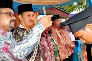 Wisuda Santri Pontren Darul Furqon Karimun