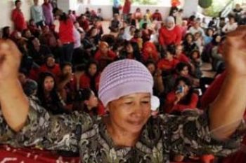 TOLAK PENGGUSURAN