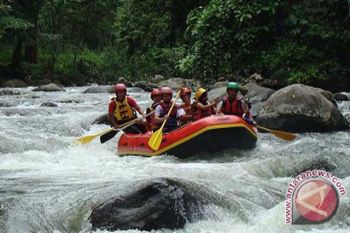 Arung Jeram? Ke Lampung Barat saja