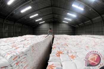 Bulog Sultra Pantau Harga Beras Jelang Ramadhan