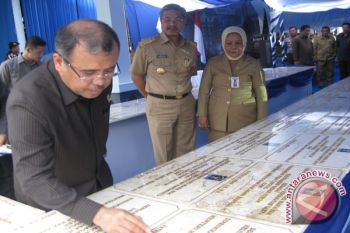 Menhumkam Resmikan 55 Desa Sadar Hukum Sultra