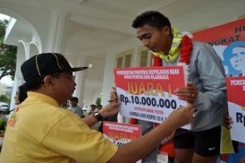 Jauhari Juara Kepri 10 K
