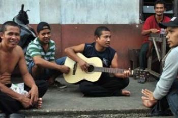Hiburan TKI Bermasalah