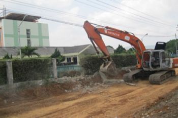 Perbaikan Jalan Diintensifkan