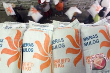 Bulog Sulut Salurkan Beras Murah 80 Ton