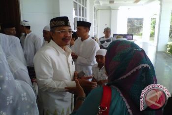 Gubernur Sultra Gelar "Open House" Di Raha