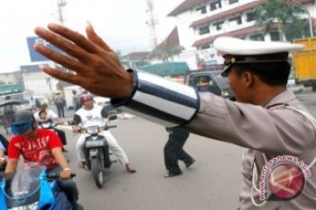 Polisi Terapkan Jalur Satu Arah Di Lempasing