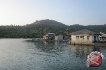  Menhut Pantau Habitat Biota Laut Di Perairan Pulau Pahawang Dan Kunjungan Kerja di Kab. Tanggamus Provinsi Lampung