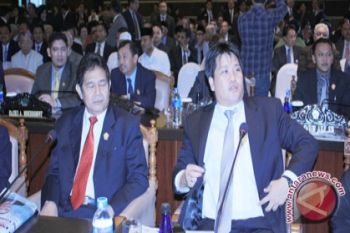 DPRD Tingkatkan Anggaran Pertanian 2012