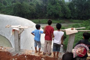 Siswa SD Terapkan Biopori