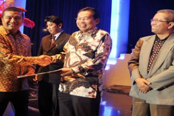 PENGHARGAAN HIPMI